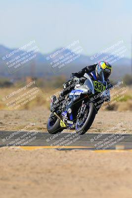 media/Dec-17-2023-CVMA (Sun) [[bf0c04832d]]/Race 2 Amateur Supersport Open/